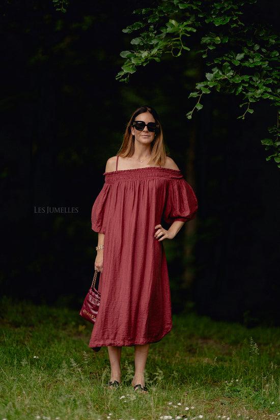 les jumelles Judith off shoulder jurk wijnrood