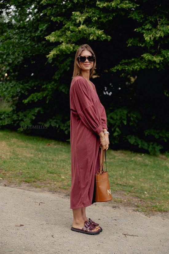 les jumelles Louise badstof jurk bordeaux