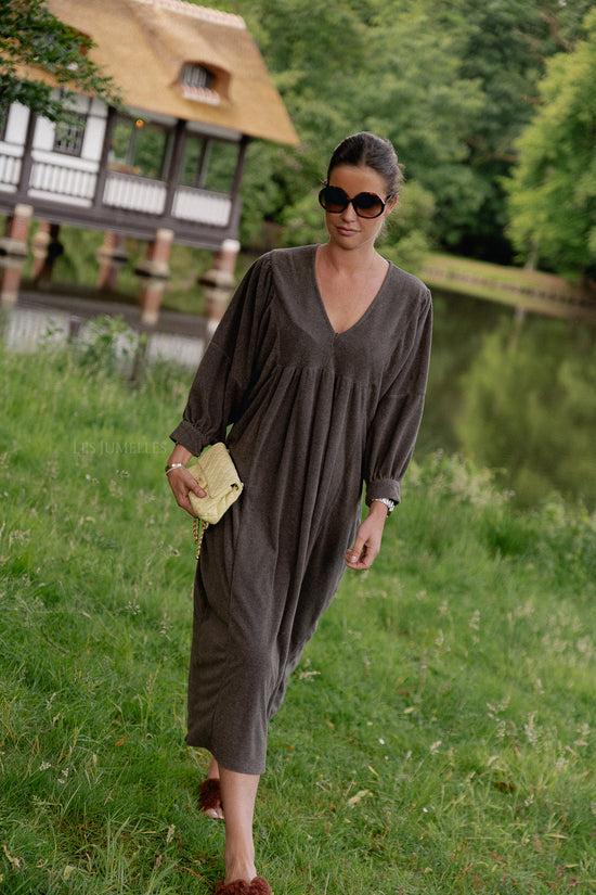 les jumelles Louise badstofjurk chocoladebruin