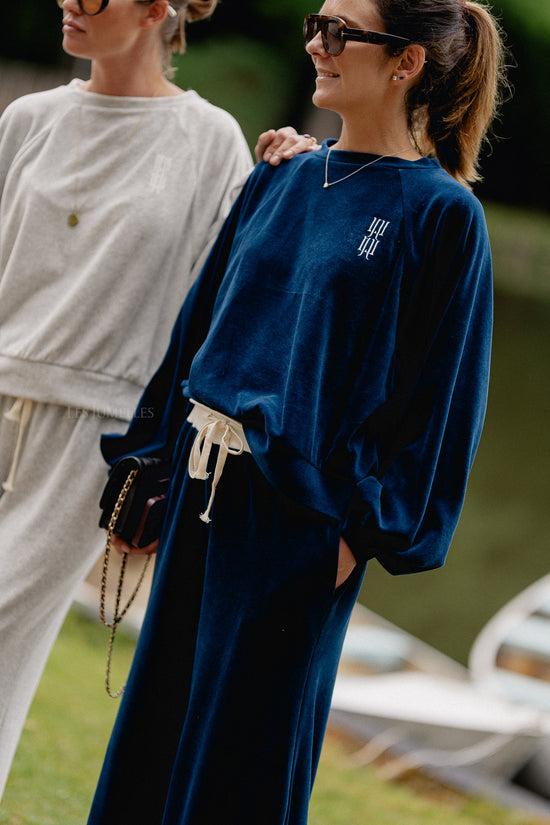 les jumelles Lucie velvet sweater navy