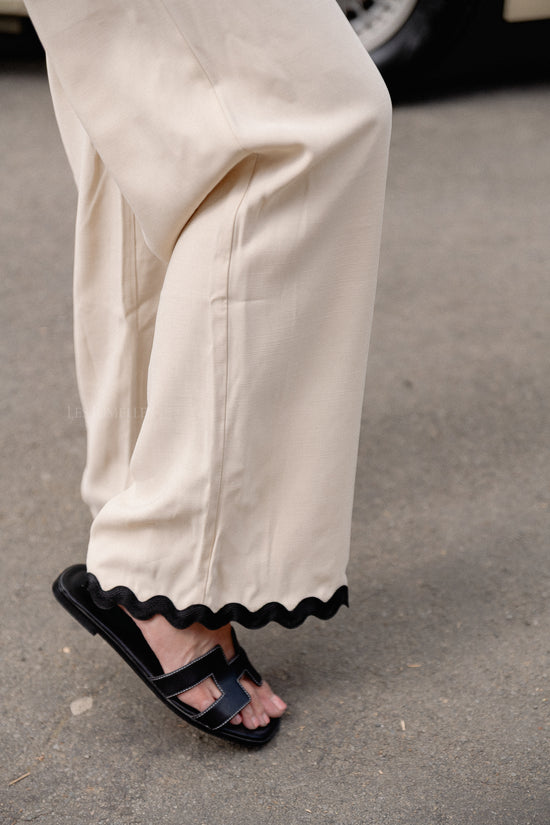 Les Jumelles Meena Trousers Bleached Sand