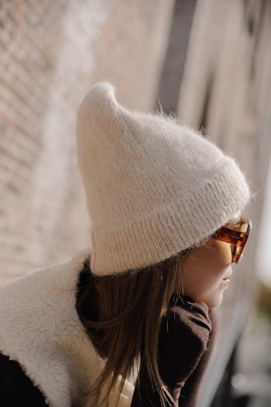 Les Jumelles SLFFiona Alpaca Muts Zandkleurig