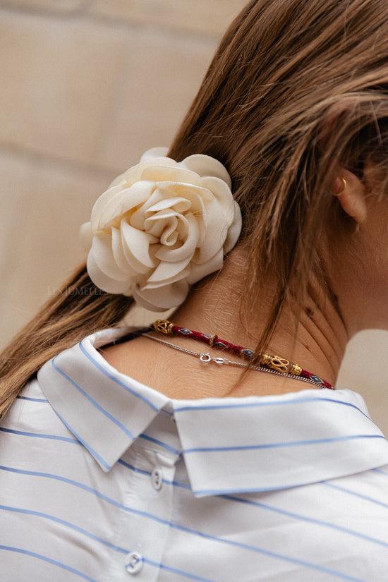 les jumelles Peromia fluwelen haarspeld gebroken wit