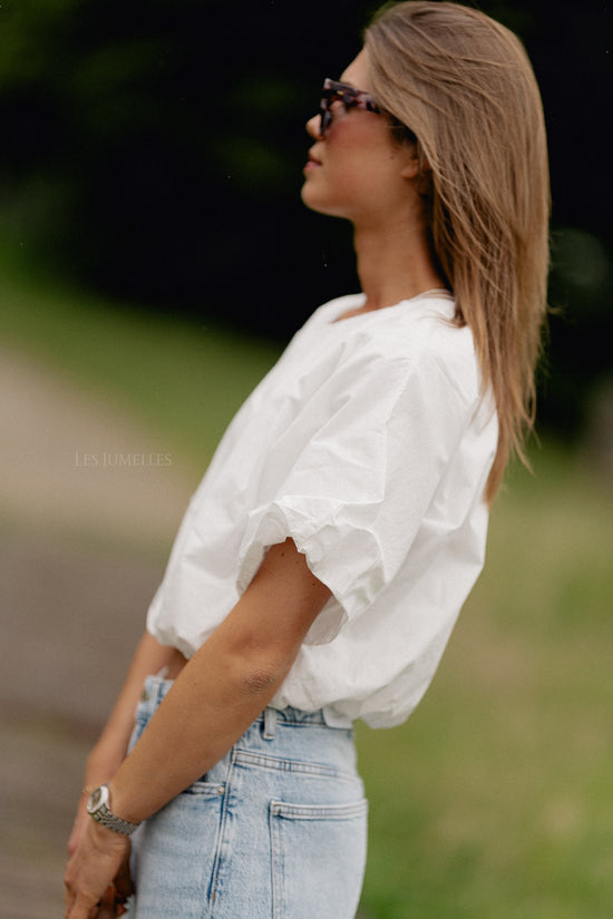 Les Jumelles VIBaluni O-hals SS Volume Top Sneeuwwit