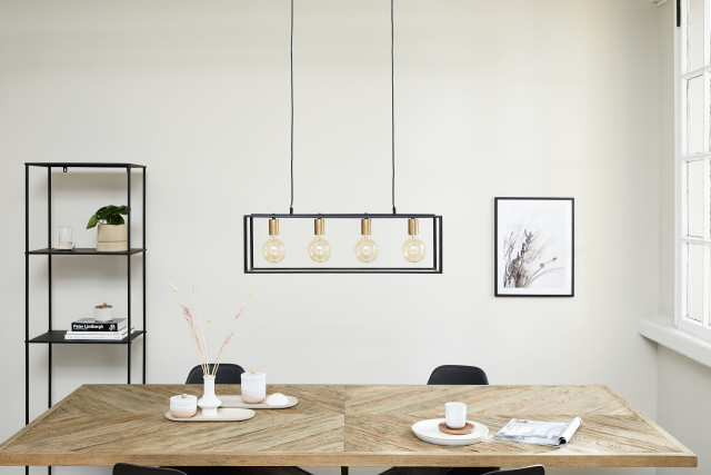 lifa living Hanglamp Trondheim - Lifa Living Onze metalen hanglamp met 4 lichtpunten voegt een unieke touch toe aan elk huis Deze zwarte metalen hanglamp is een echte eyecatcher en perfect voor een gezellige sfeer in huis. De la
