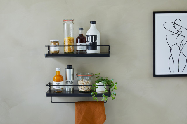 lifa living Wandrek Faro - Lifa Living Wandrek Faro is de nieuwste toevoeging aan het brede assortiment van Lifa Living. Het wandrek is gemaakt van ijzer en MDF wat zorgt voor een perfecte balans. De zwarte kleur en strakke vorm