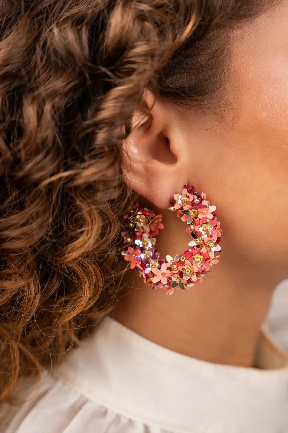 Lott. Gioielli Apricot Fuchsia Sequin Flower Creool Oorbellen M