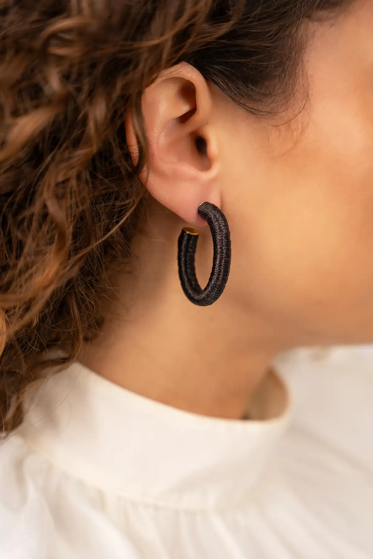 Lott. Gioielli Bruine Oorbellen Amara Creool Ovaal M