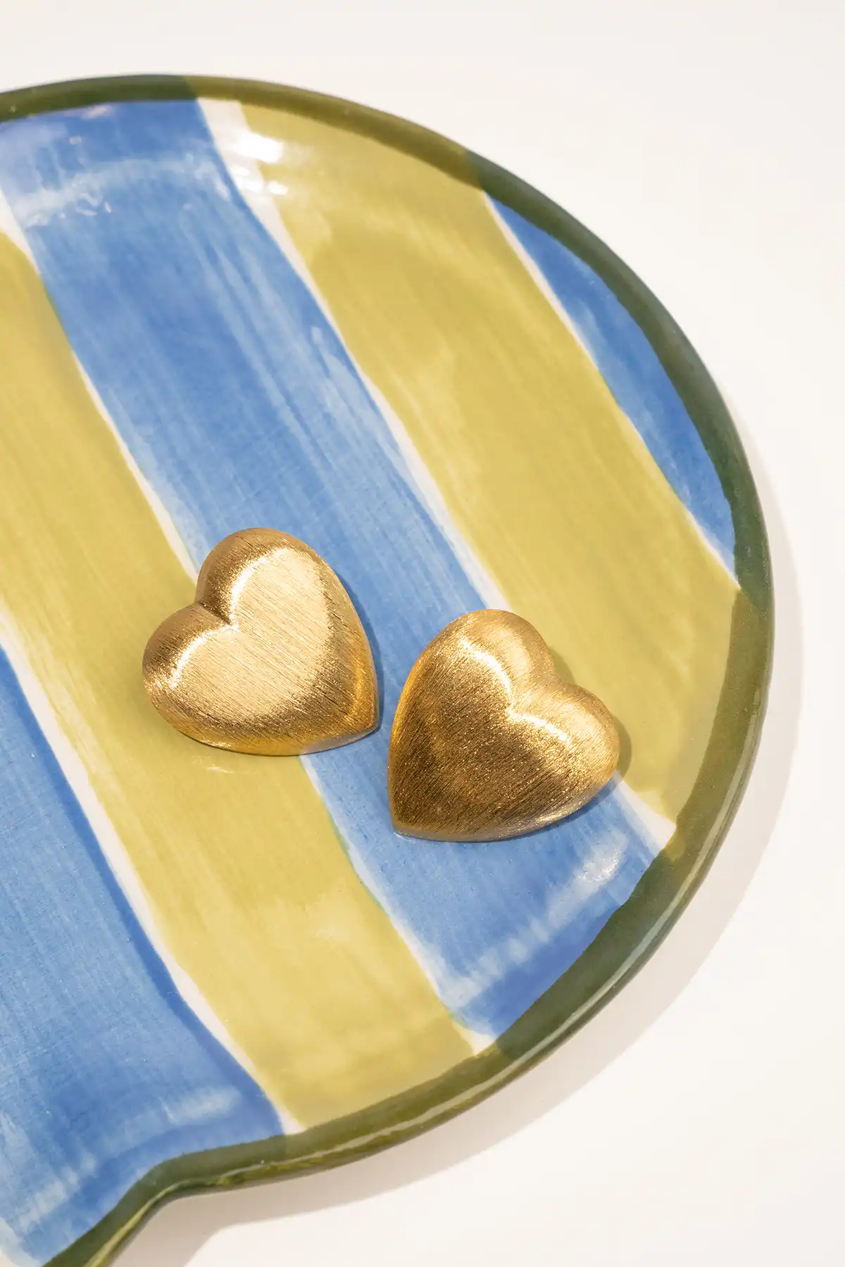 Lott. Gioielli Classic Oorbellen Brushed Stud Hart L