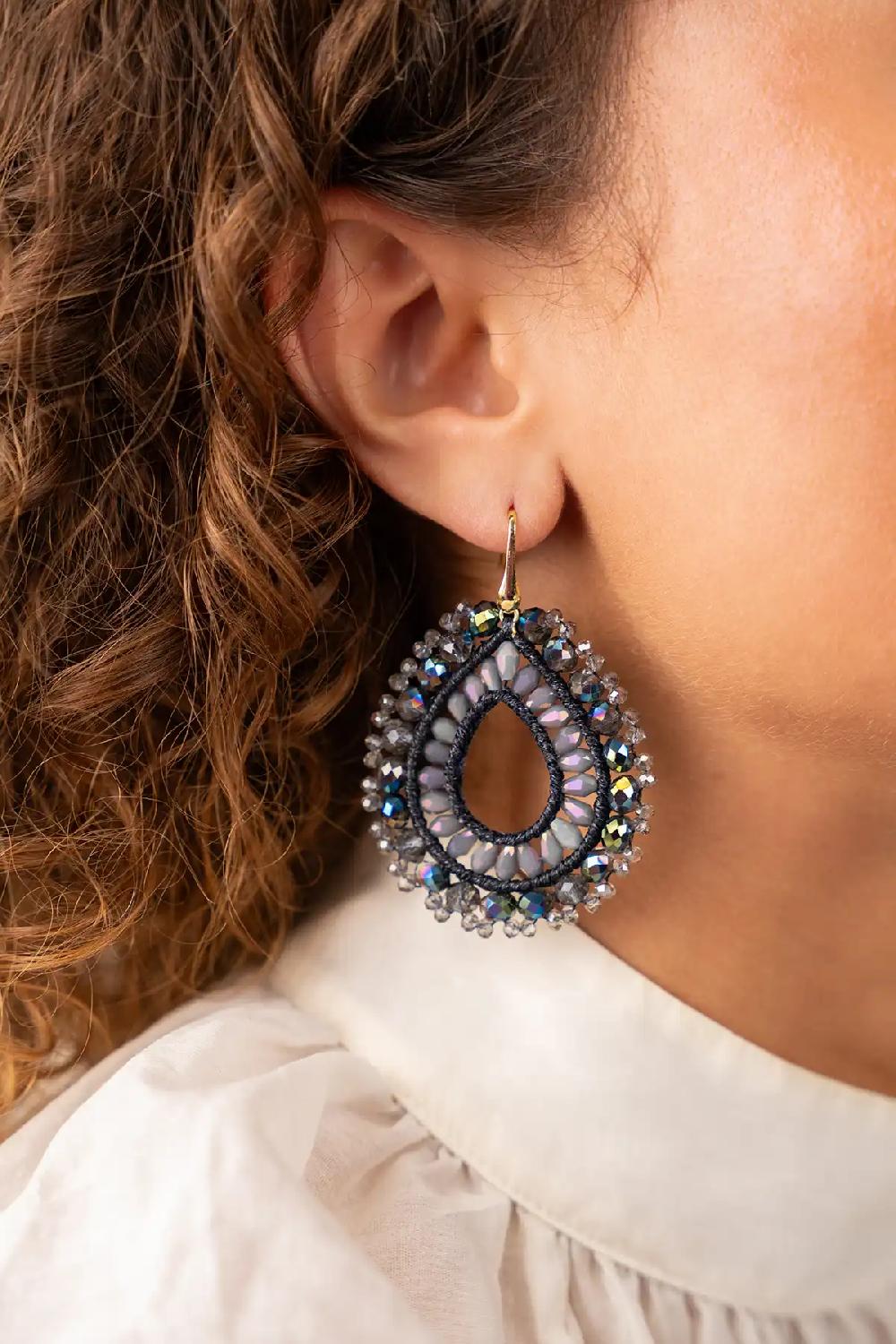 Lott. Gioielli Frosty Blauwgrijze Oorbellen Vos Open Drop L Irregular Stones