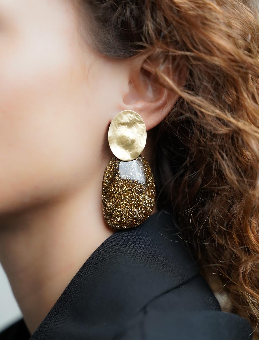 Lott. Gioielli Goudkleurige Glitter Oorbellen Aurora Ovaal L