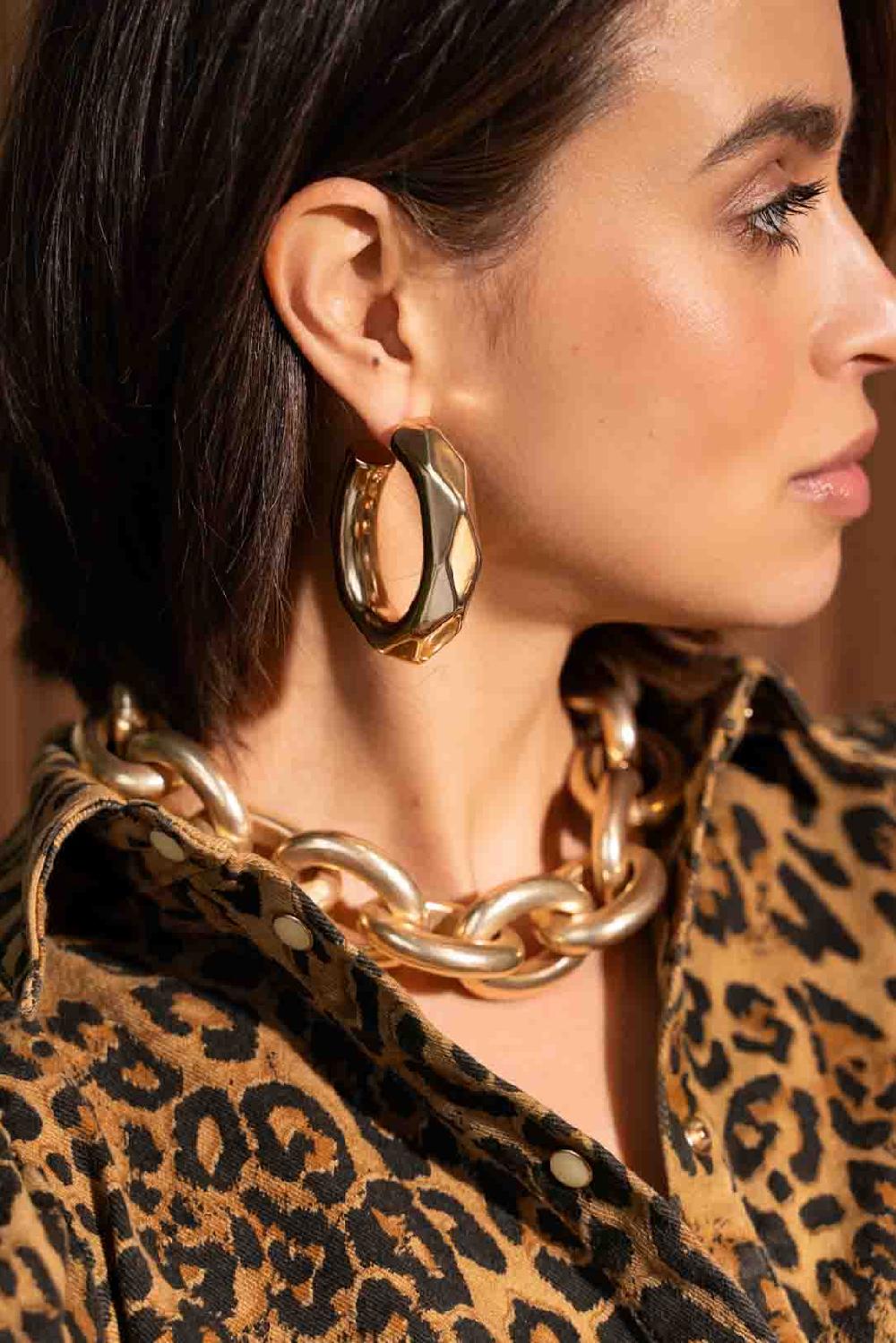 Lott. Gioielli Goudkleurige Oorbellen Ovaal Creool Faceted Vintage XL