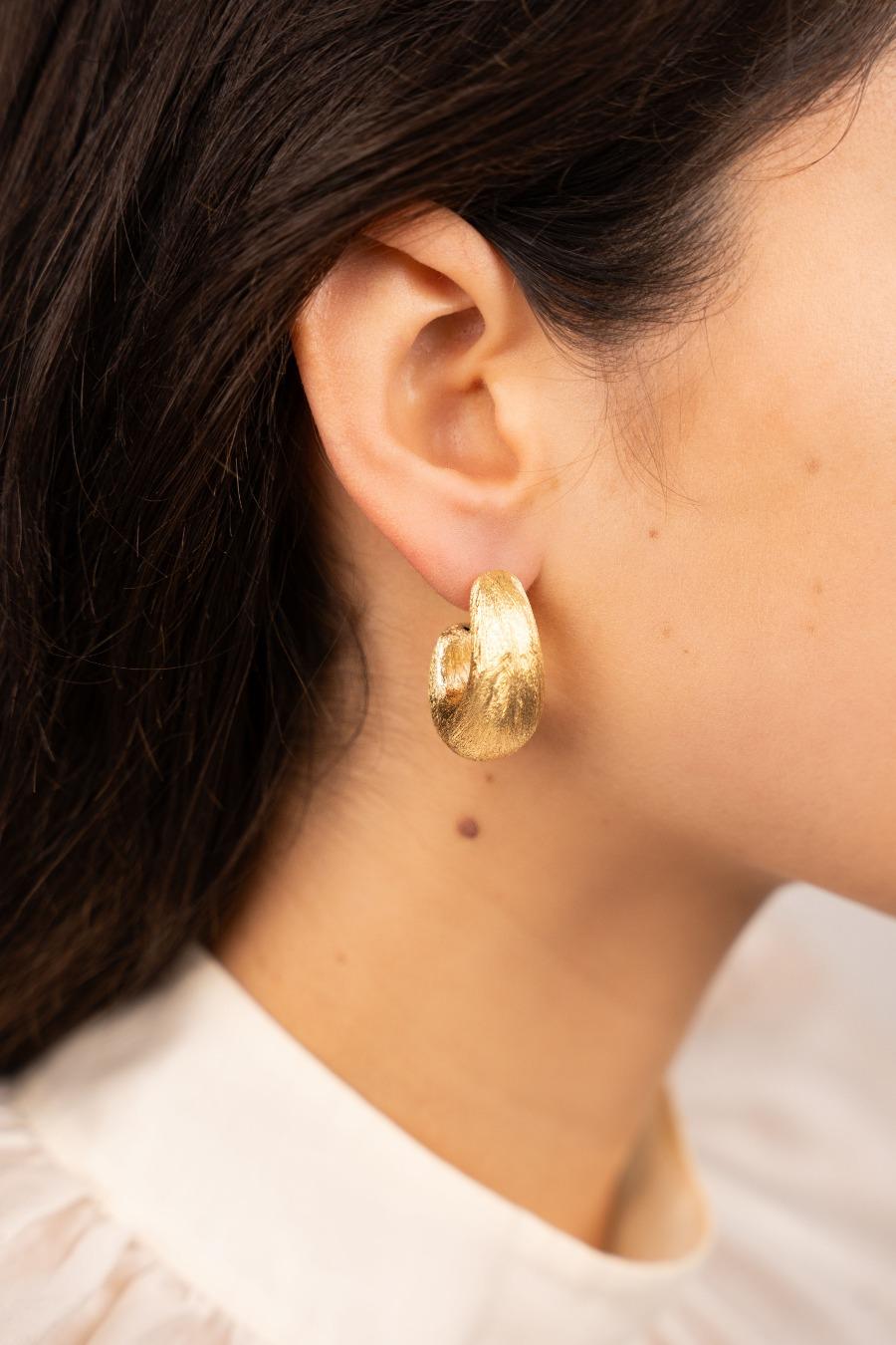 Lott. Gioielli Goudkleurige Oorbellen Thick Ovaal Teardrop Creole Deluxe XS