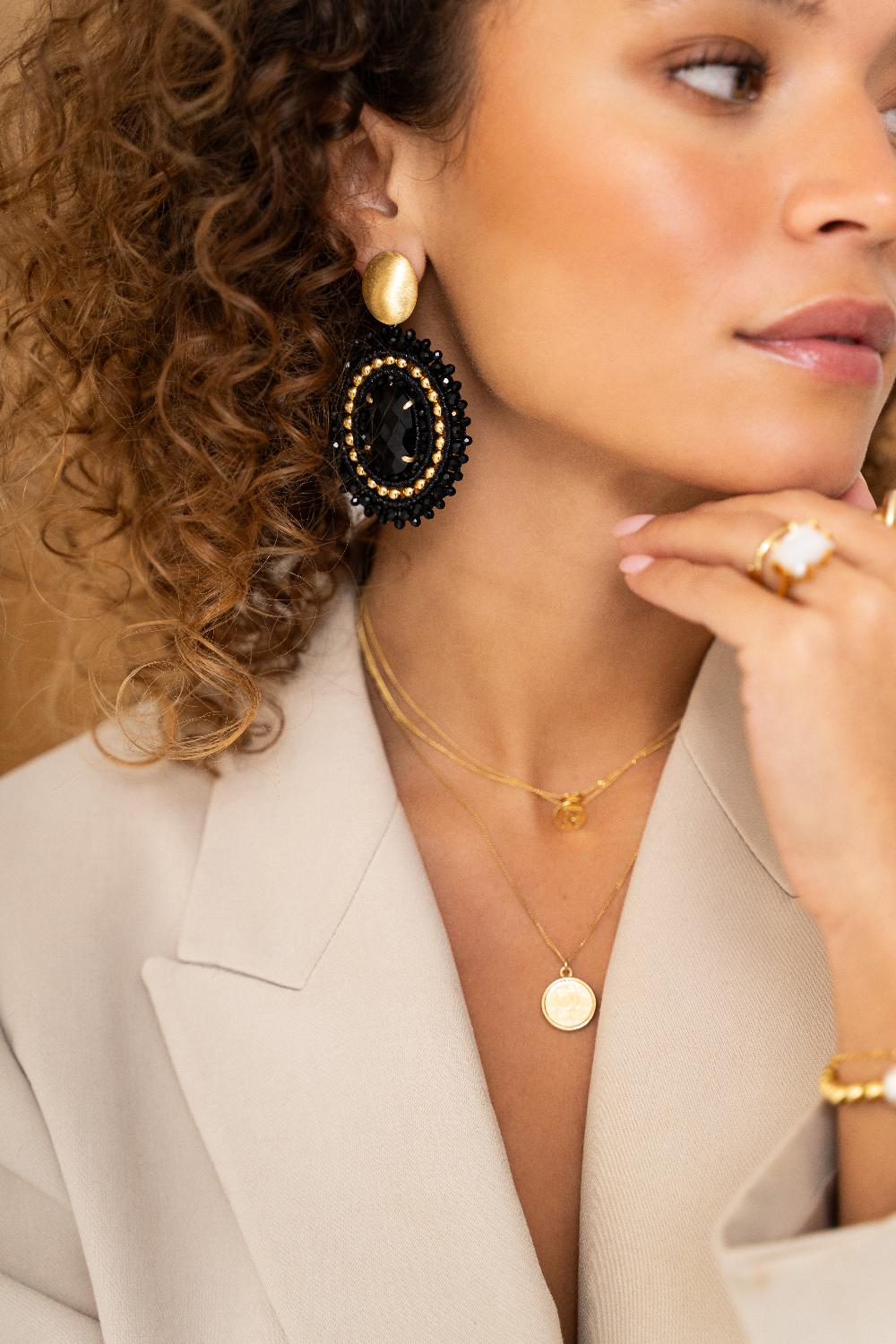 Lott. Gioielli Goudkleurige Zwarte Oorbellen Jamie Ovaal L Met Steen