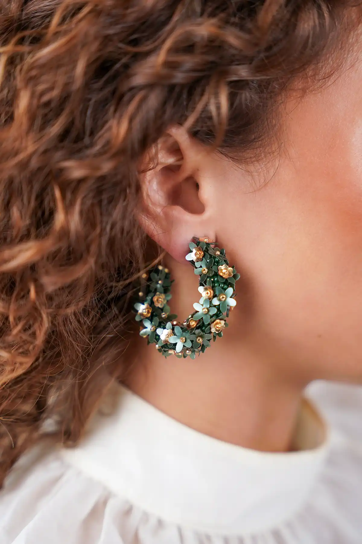 Lott. Gioielli Groene Flower Sequin Oorbellen Jasmijn Creool M