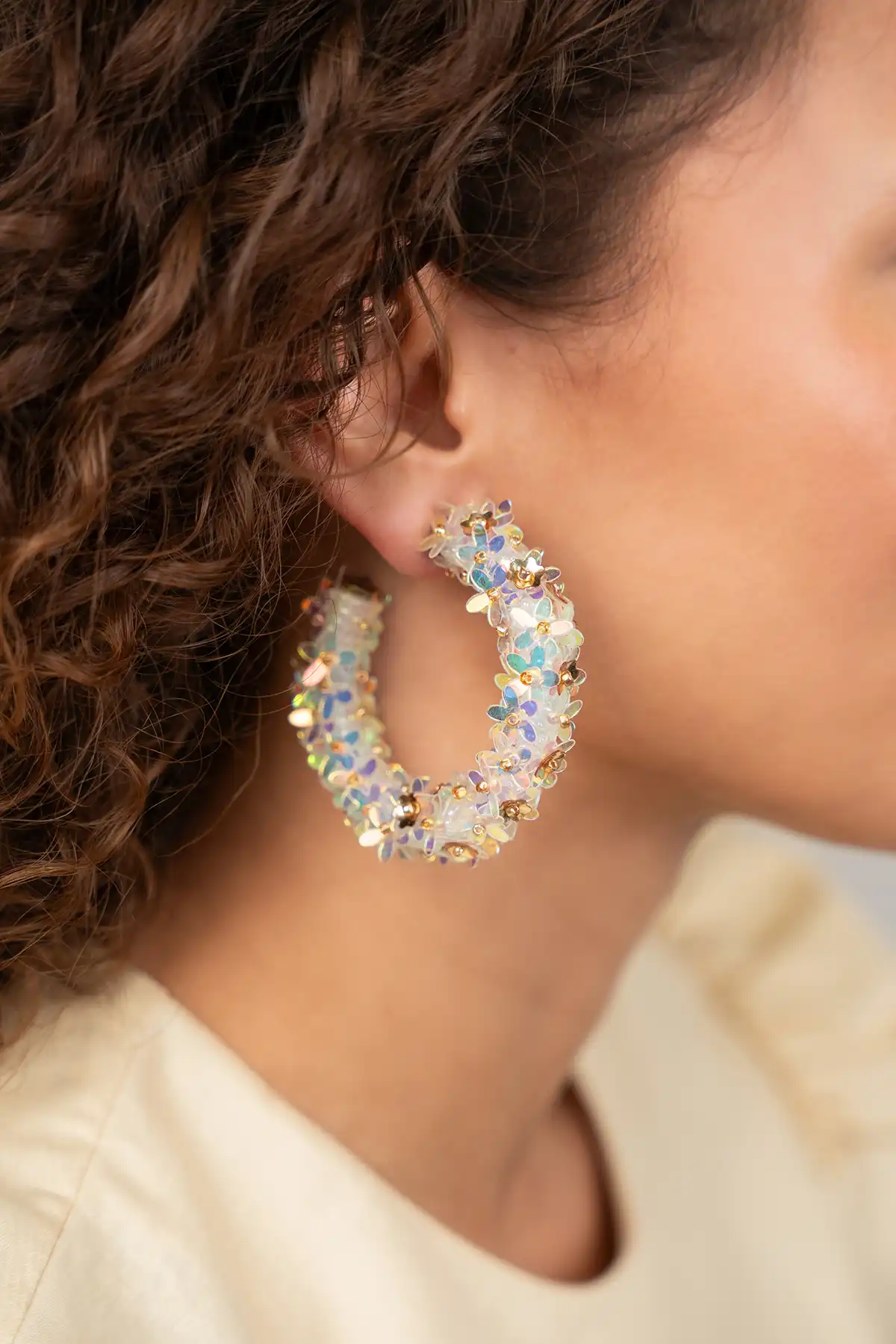 Lott. Gioielli Holo Oorbellen Jasmijn Flower Creole L