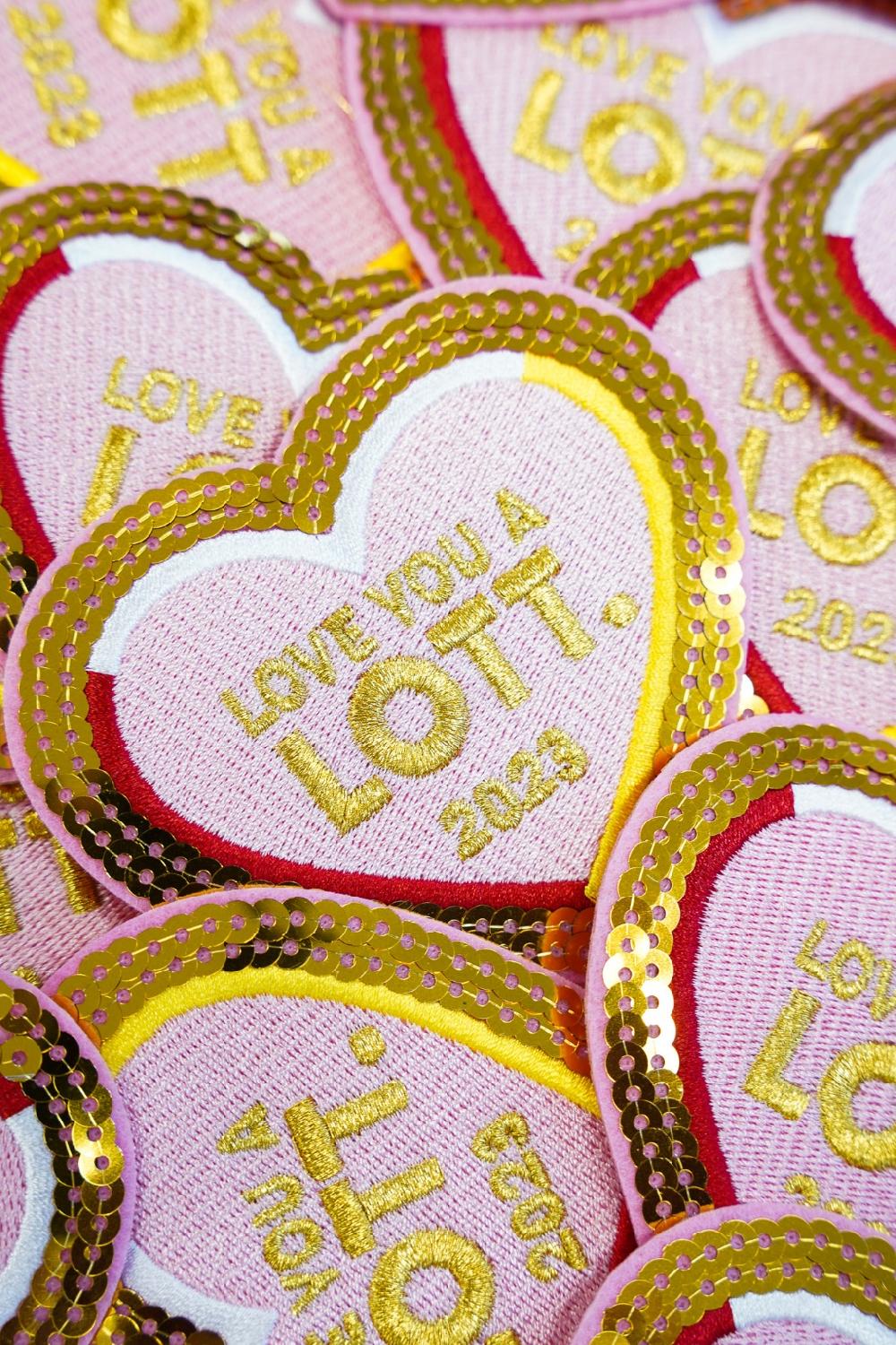 Lott. Gioielli LOTT. Oeteldonk Carnaval Embleem 2023