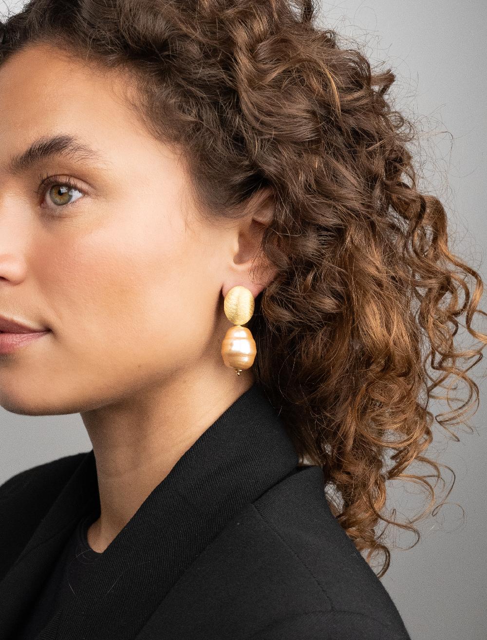 Lott. Gioielli Parel Oorbellen Mother Earth Iris L