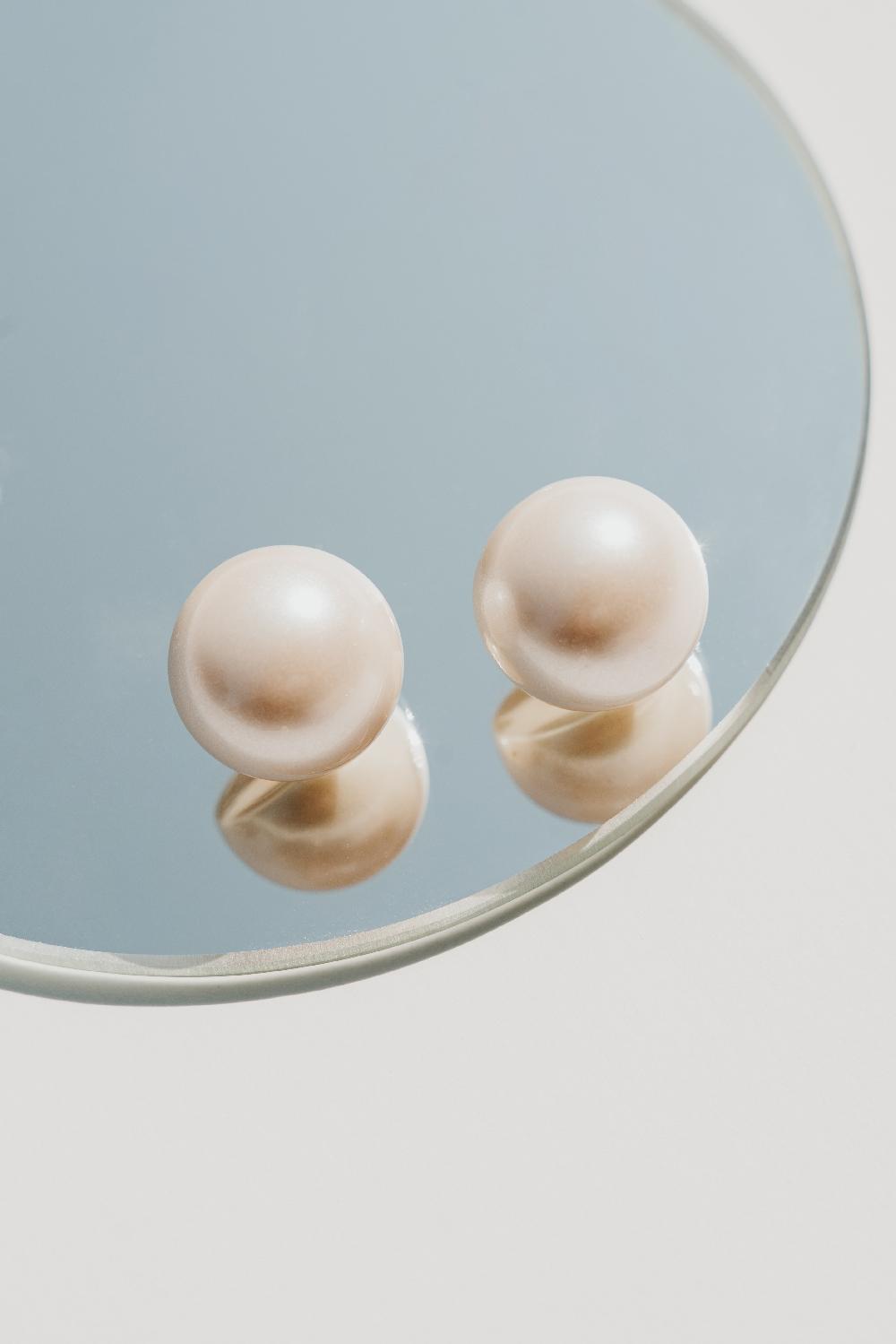 Lott. Gioielli Parel Steker Rond