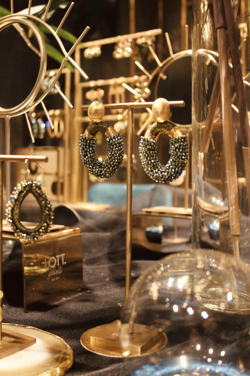 Lott. Gioielli Metallic Groene Oorbellen Yara Oval L