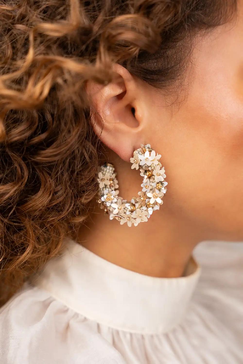 Lott. Gioielli Mixed Gouden Sequin Flower Creool Oorbellen M