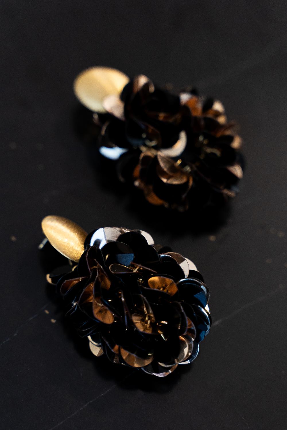 Lott. Gioielli Sequin Oorbellen Zwart Goud Sas Ovaal M