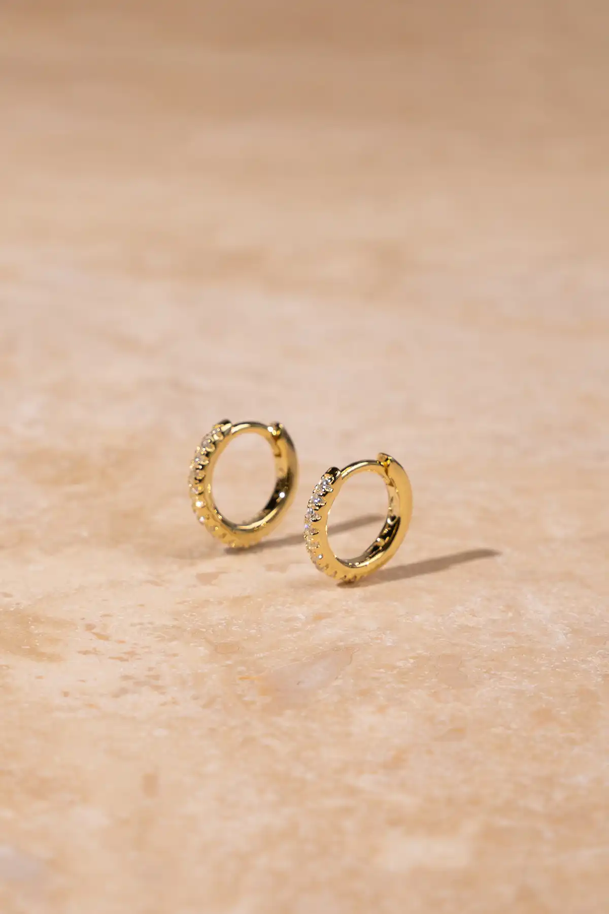 lott. gioielli Tiny by LOTT. Strass Oorbel creole S crystal