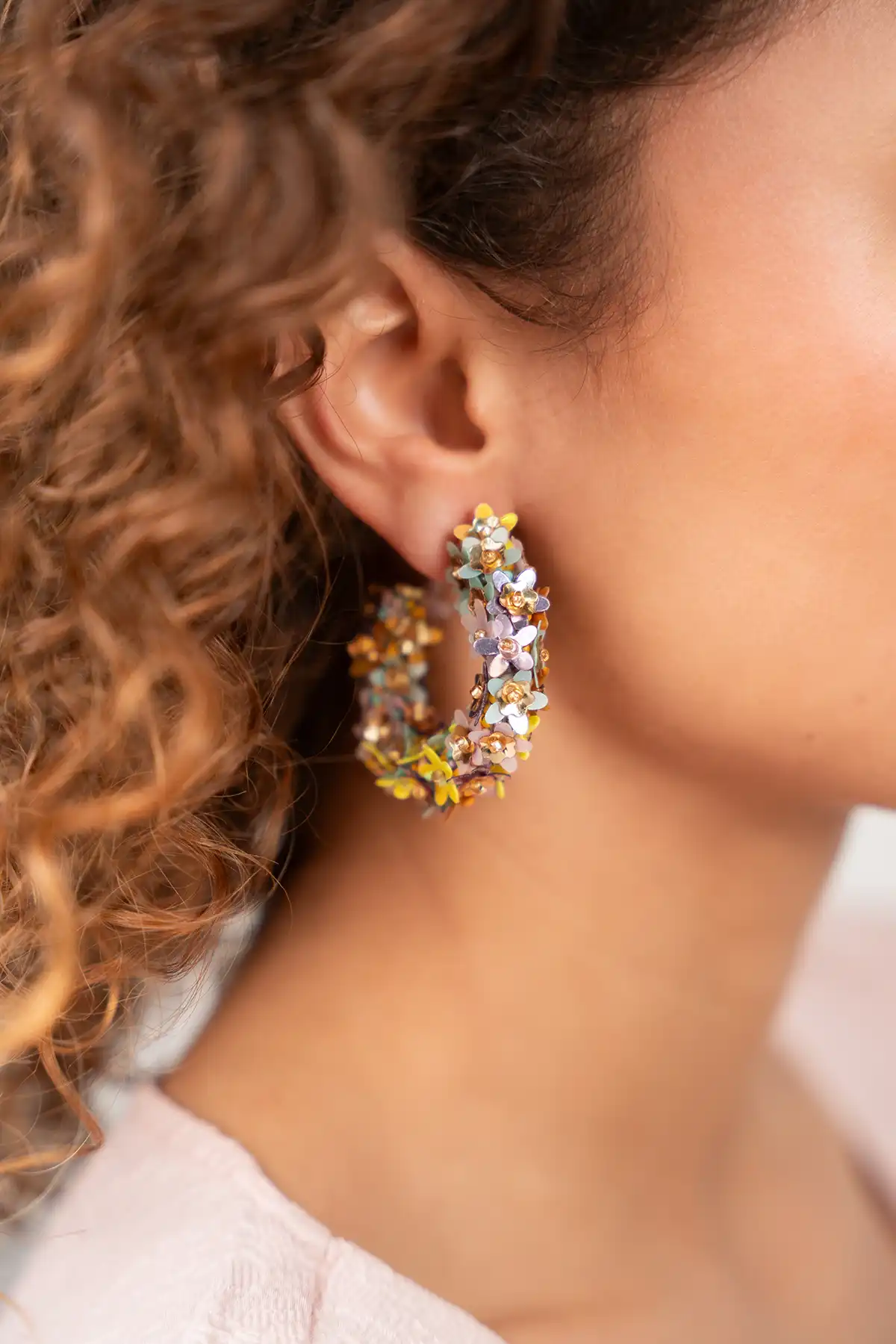 Lott. Gioielli Yellow/Lavender/Mint Oorbellen Jasmijn Flower Creole M