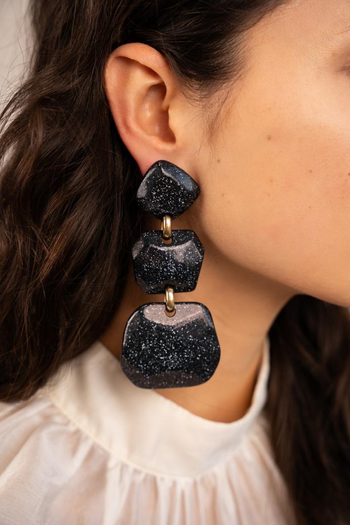 Lott. Gioielli Zwarte Glitter Oorbellen Lyra Statement