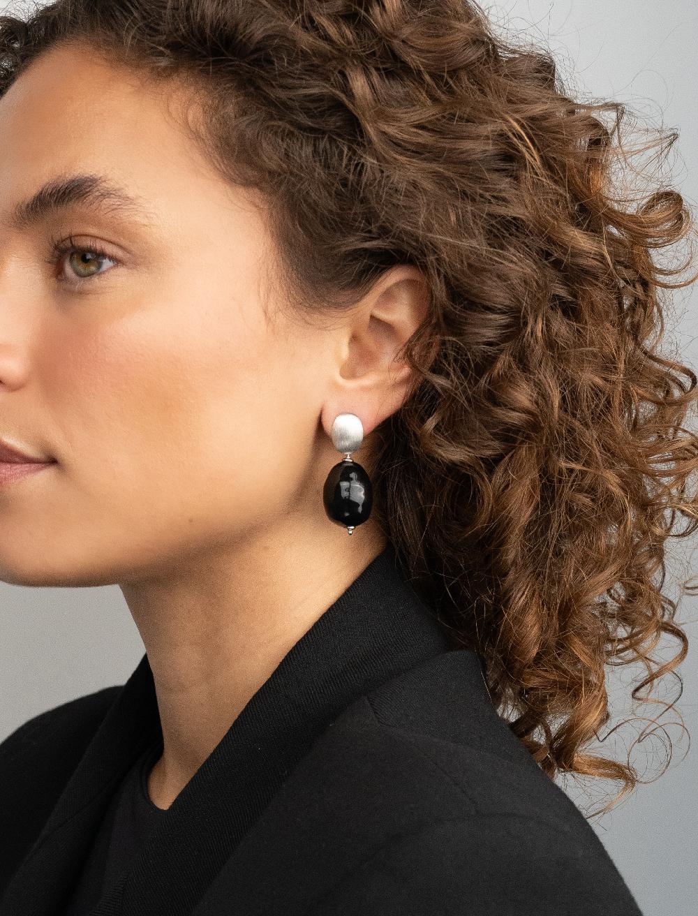 Lott. Gioielli Zwarte Parel Oorbellen Mother Earth Gaby L