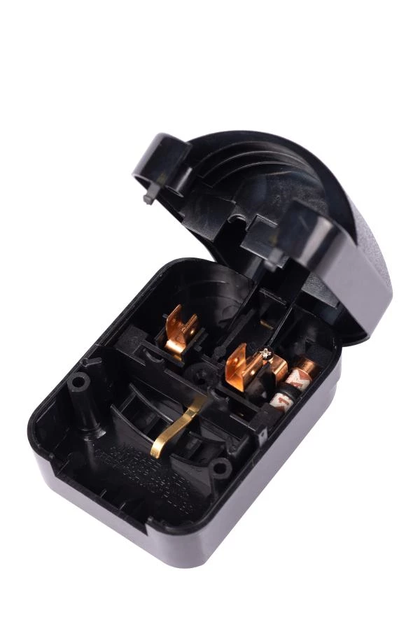 Lucide Lucide CONVERTOR PLUG - Stekker 3-pin - 13A - Zwart