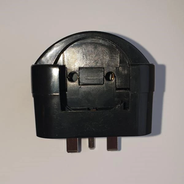 Lucide Lucide CONVERTOR PLUG - Stekker 3-pin - 13A - Zwart