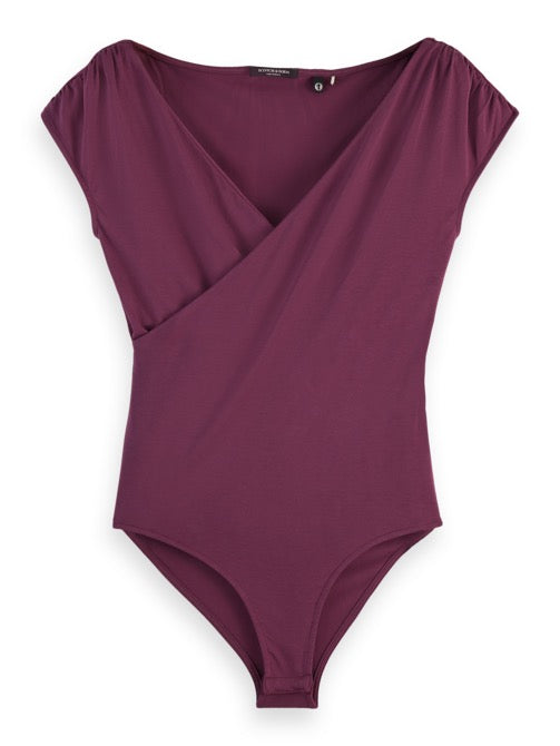 Maison Scotch DRAPED SLEEVELESS FITTED BODY