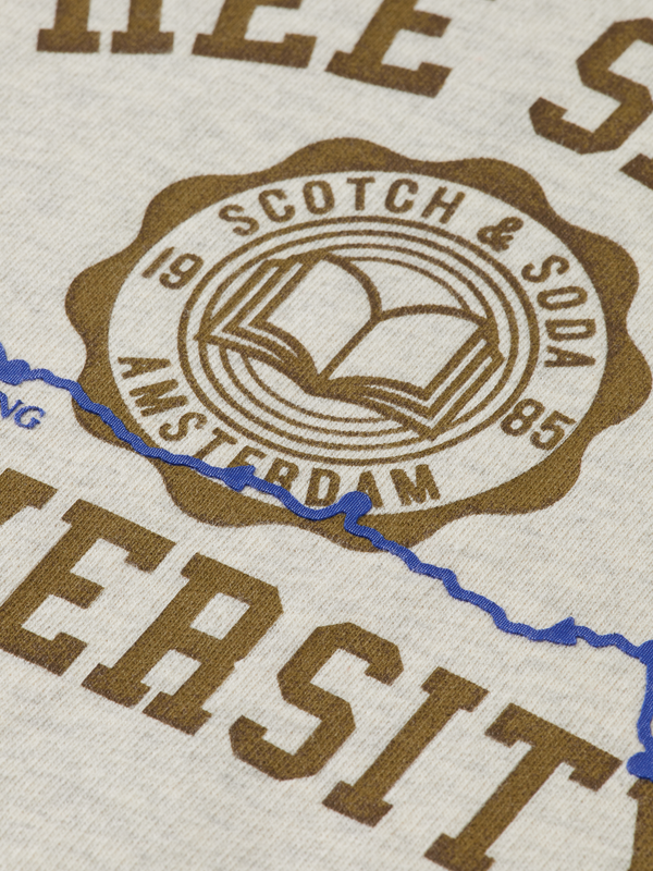 Maison Scotch REGULAR-FIT LOGO CARRIER CREW
