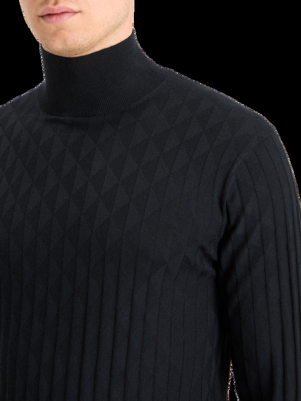 Maison Scotch TURTLE NECK REGULAR FIT RELIEF STITCH SWEATER