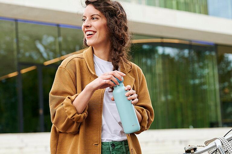 Mepal Isoleerfles Ellipse 900 Ml - Nordic Black