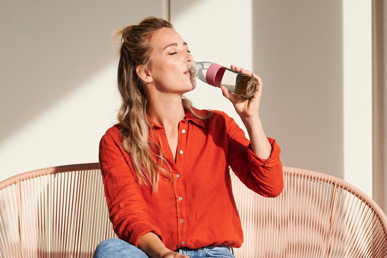 Mepal Waterfles Ellipse 700 Ml - Nordic Sage