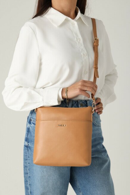 Mexx Nanieke Flat Crossbody Bag Tan