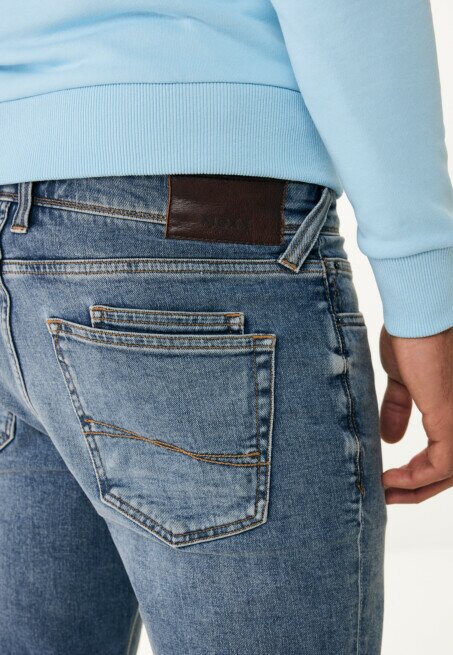 Mexx Steve Mid Waist / Straight Jeans