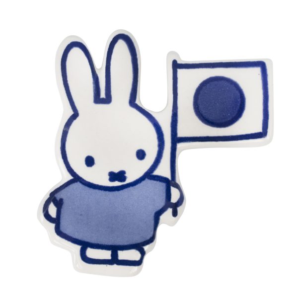miffy miffy with japanese flag magnet