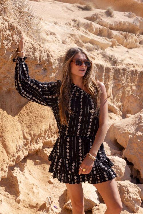 My Jewellery Zwart-witte One-shoulder Top Met Embroidery