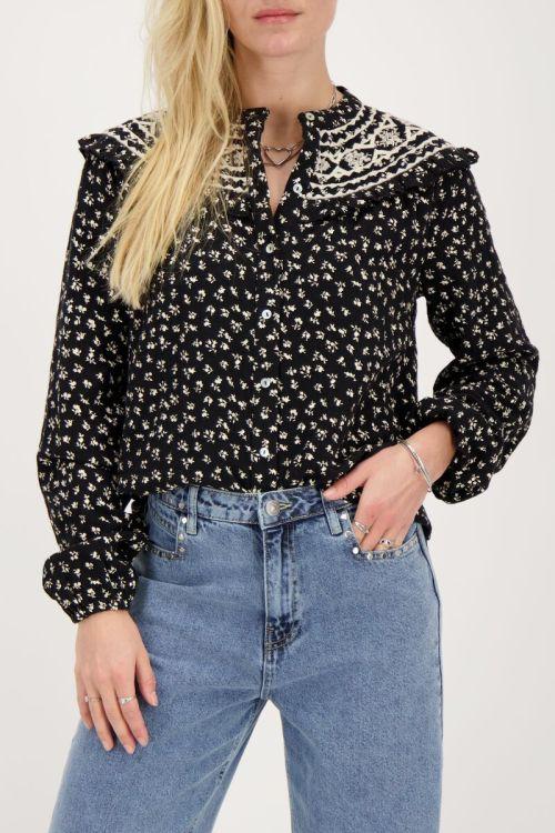my jewellery Zwarte blouse met bloemen en embroidery