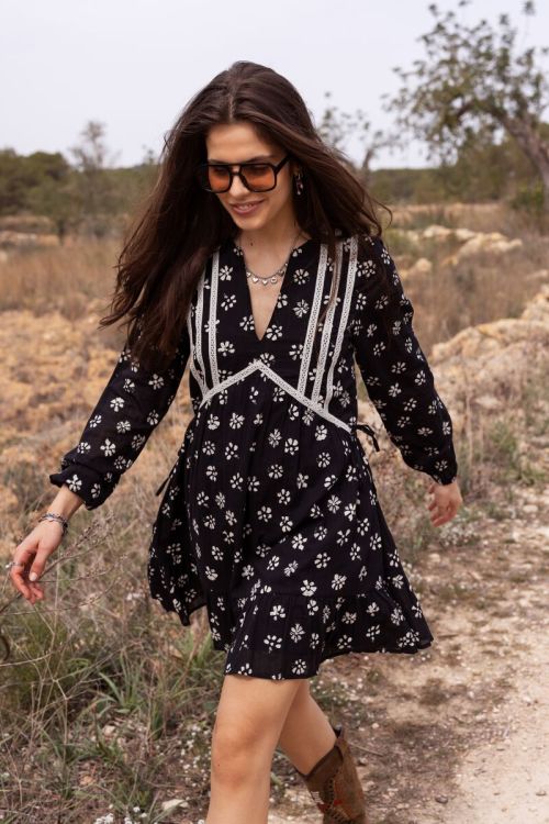 My Jewellery Zwarte Jurk Met Witte Bloemenprint En Tapes