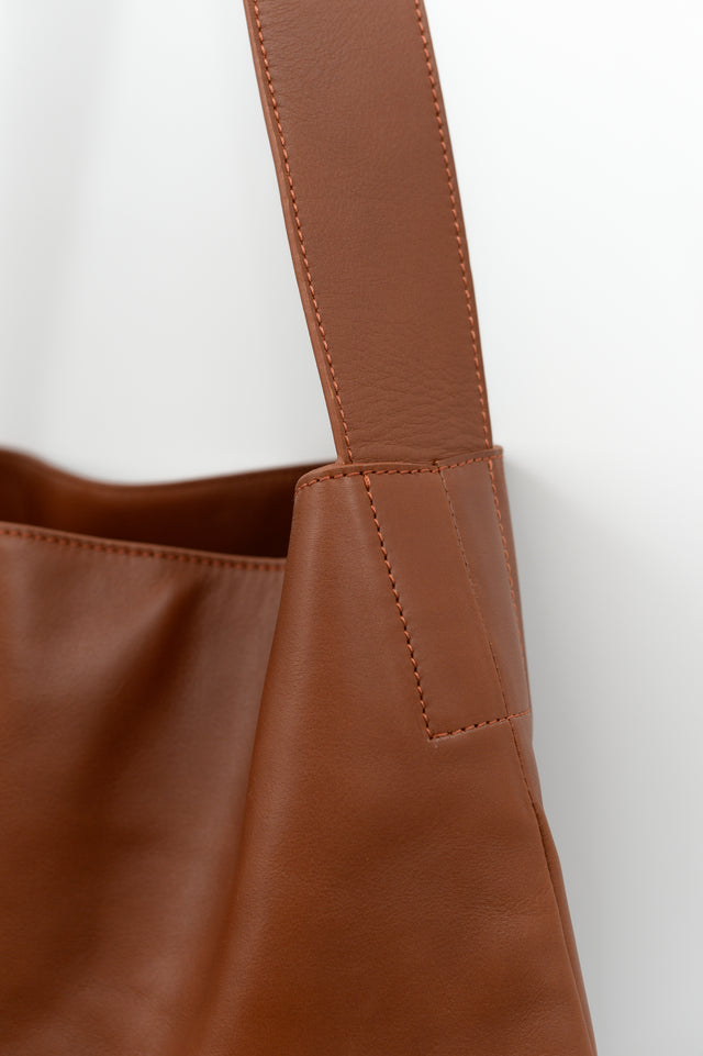 Nathalie Vleeschouwer Big Crossbody Handtas In Cognac Nappaleer