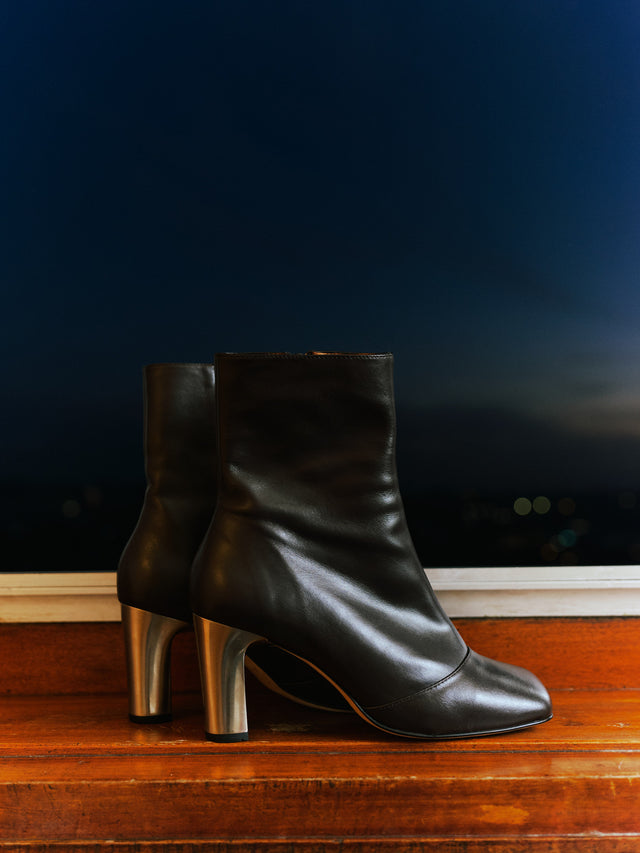 Nathalie Vleeschouwer Eames Laarsje In Dark Chocolate