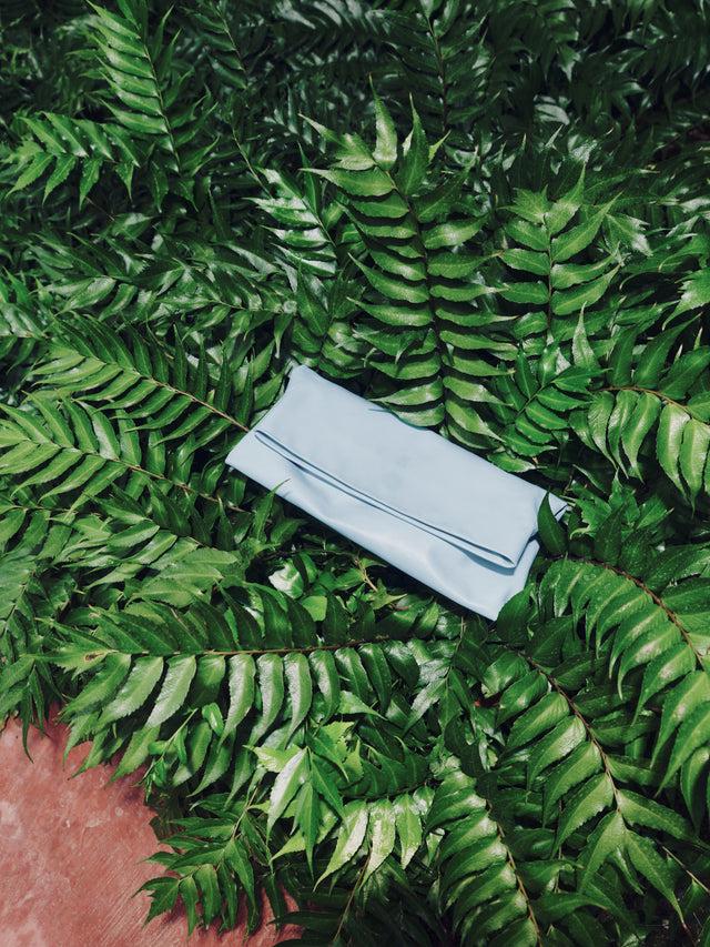 nathalie vleeschouwer Clutch bag in sky blue