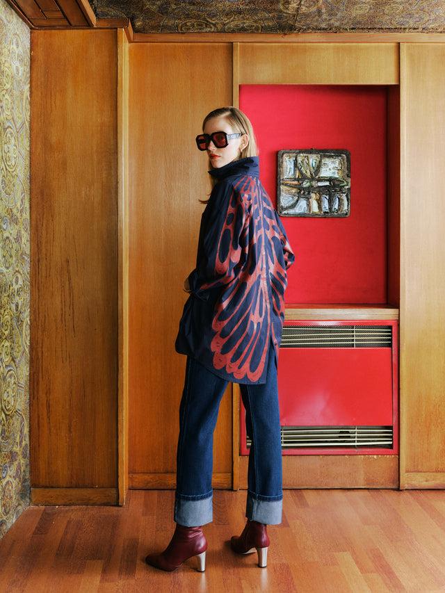 Nathalie Vleeschouwer Elize Laarsje In Burgundy