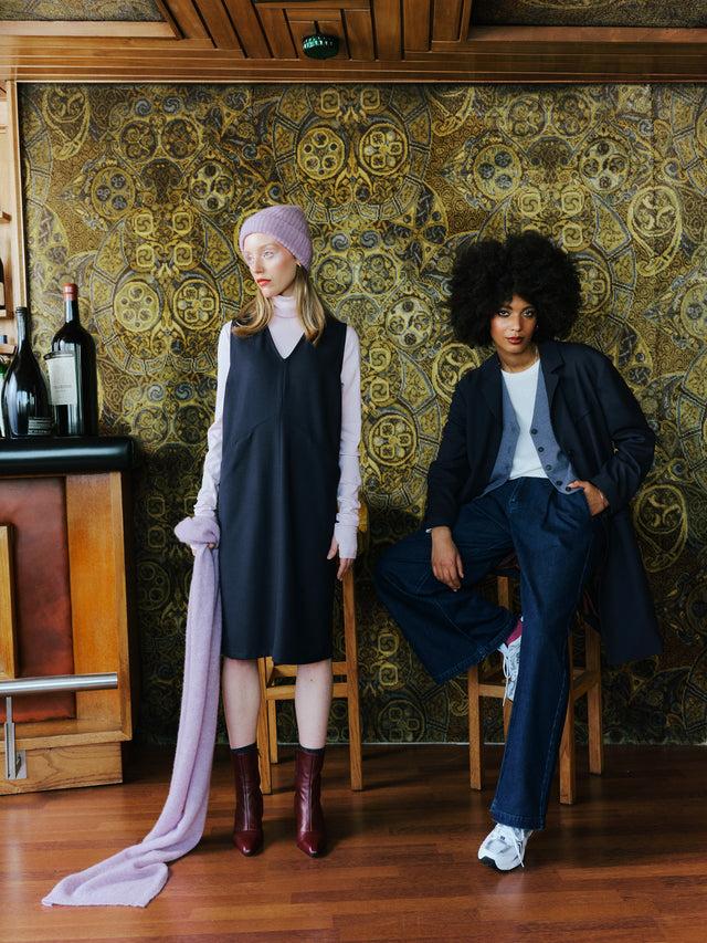 Nathalie Vleeschouwer Elize Laarsje In Burgundy