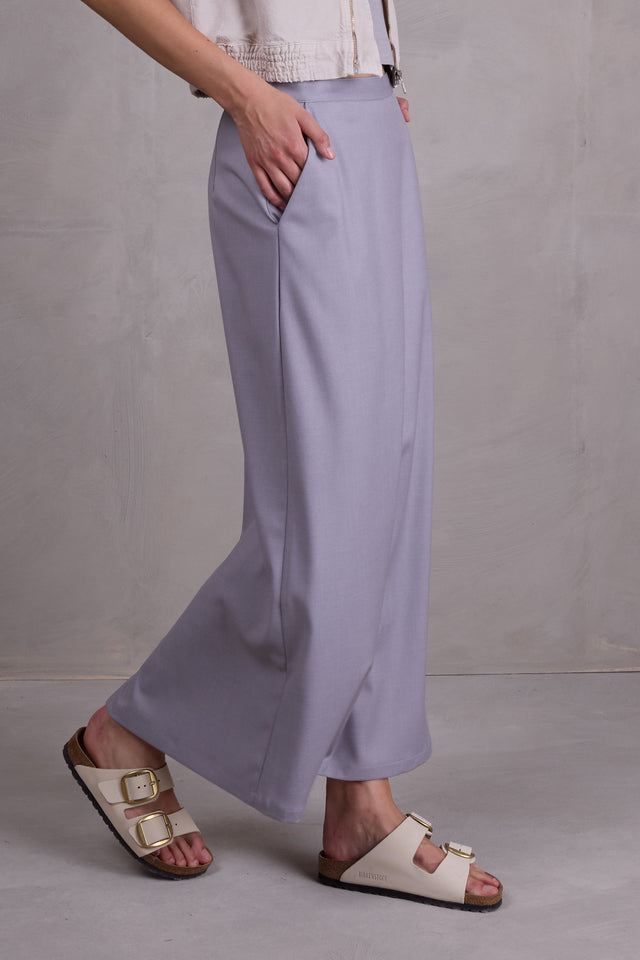 Nathalie Vleeschouwer Emmanuel Grijze Rok