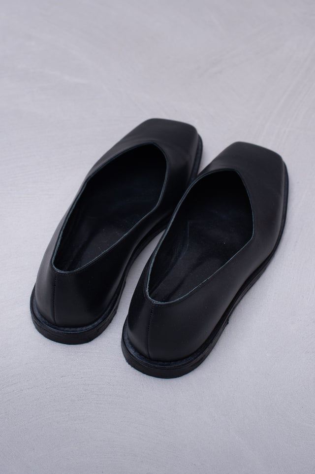 Nathalie Vleeschouwer Faiza Zwarte Ballerina